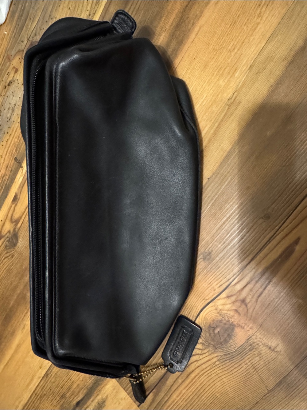Black Leather Travel Dopp Kit Toiletry/Make-Up Bag